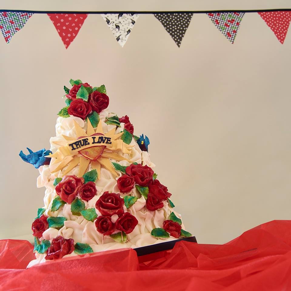 The Cake Box Birmingham Wedding Cakes Bridebook