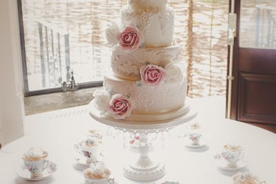 Wedding Cakes Stourbridge Wedding Cakes Stourbridge