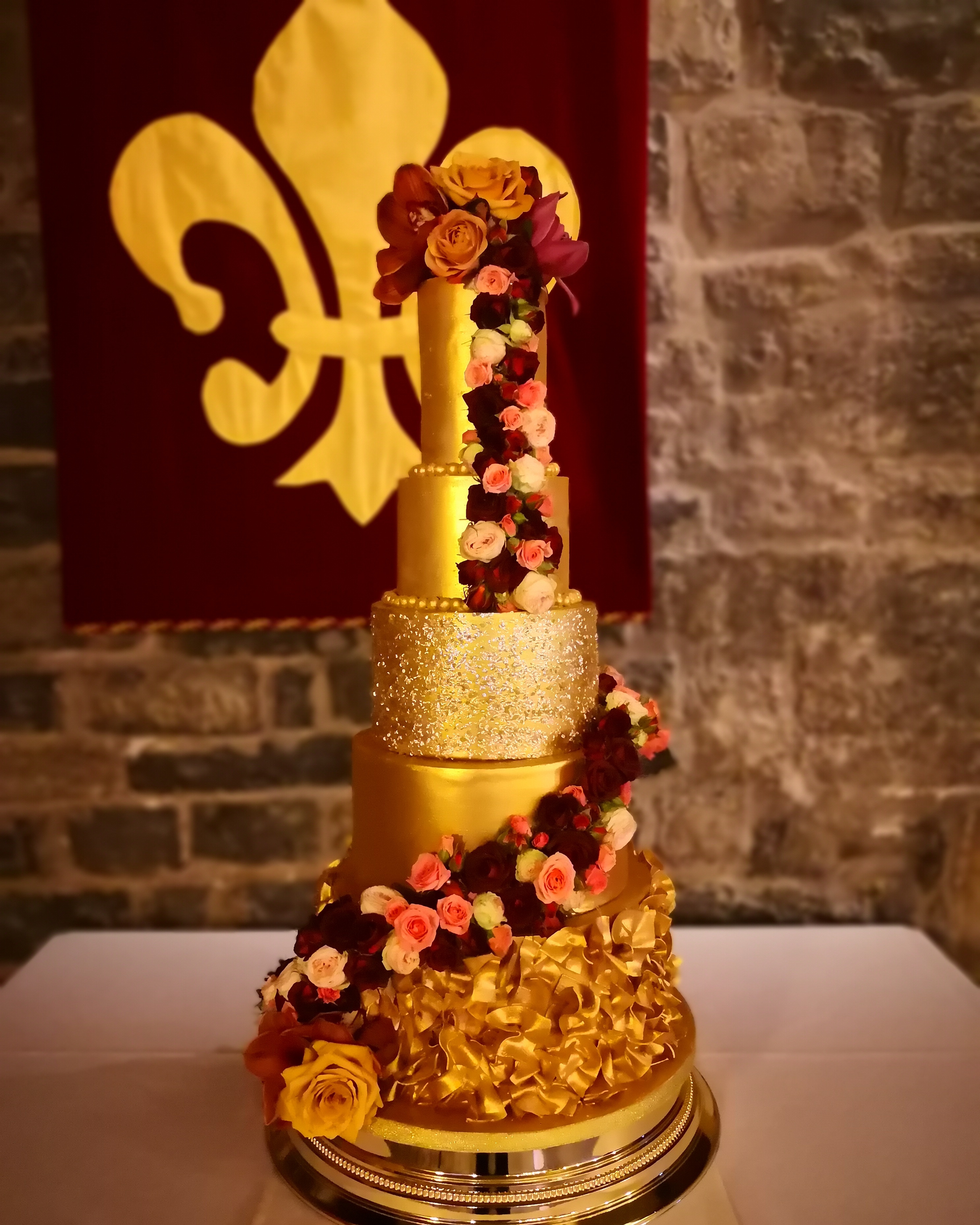 The Vale Cake Boutique Wedding Cakes Bridebook