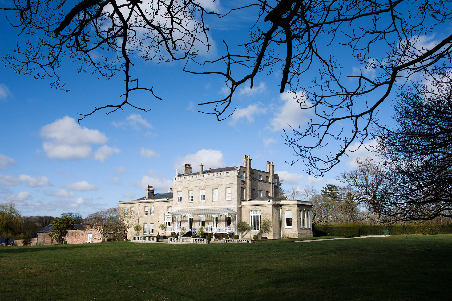 Hatfield Place Wedding venue Bridebook