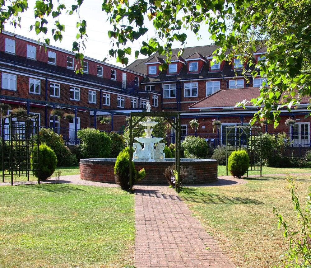 The Thurrock Hotel | Wedding venue | Bridebook