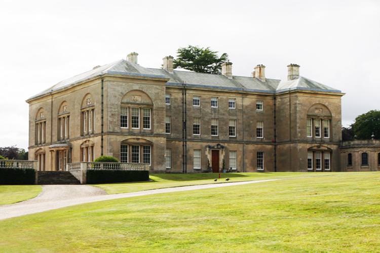 Sledmere House Wedding venue Bridebook